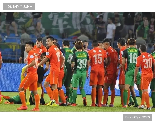 中超焦点战：豪门强强对话引爆球迷热议，争冠格局再起波澜